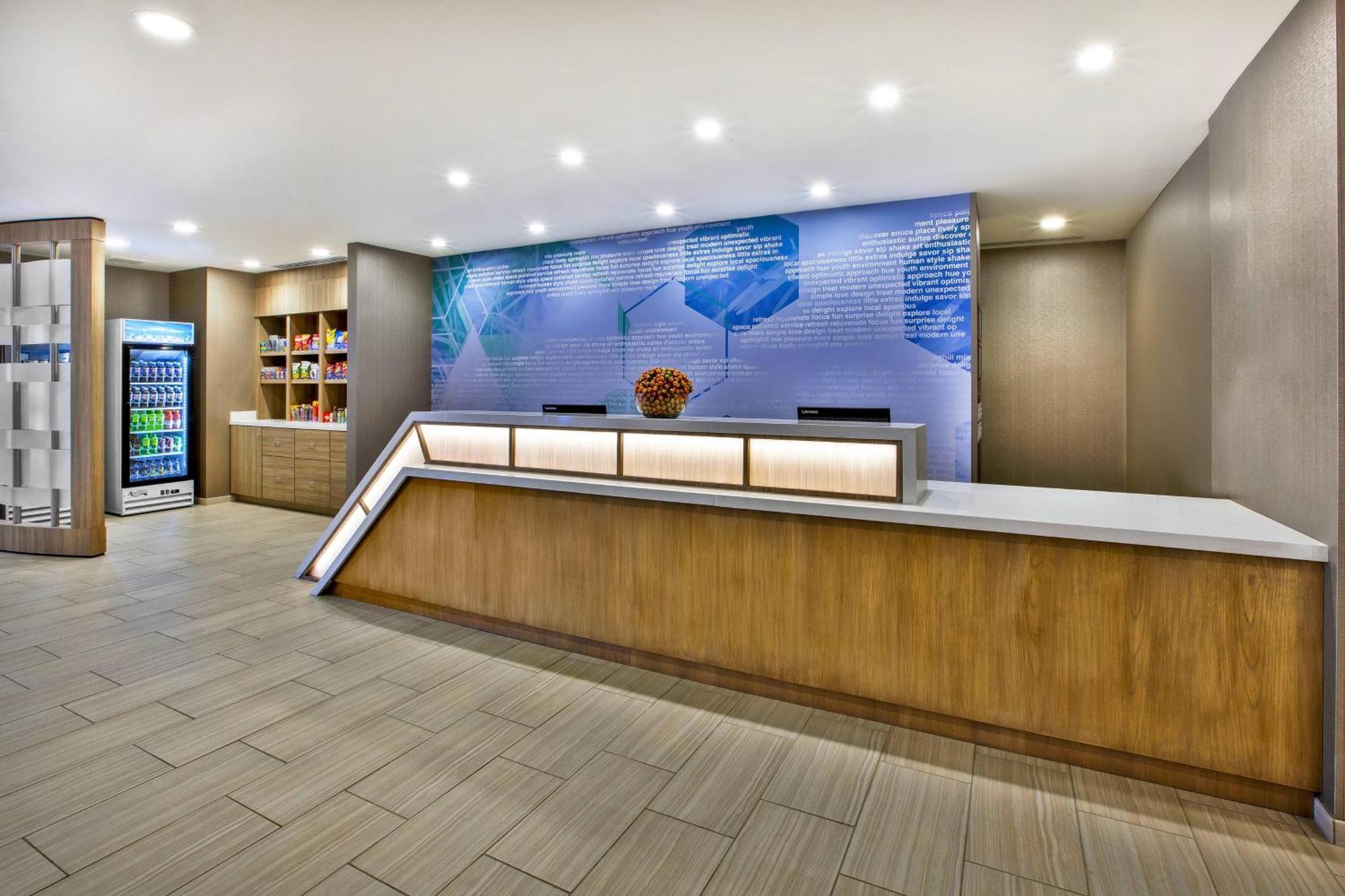 Springhill Suites By Marriott Pittsburgh Butler/Centre City Exterior photo