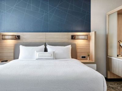 Springhill Suites By Marriott Pittsburgh Butler/Centre City Exterior photo